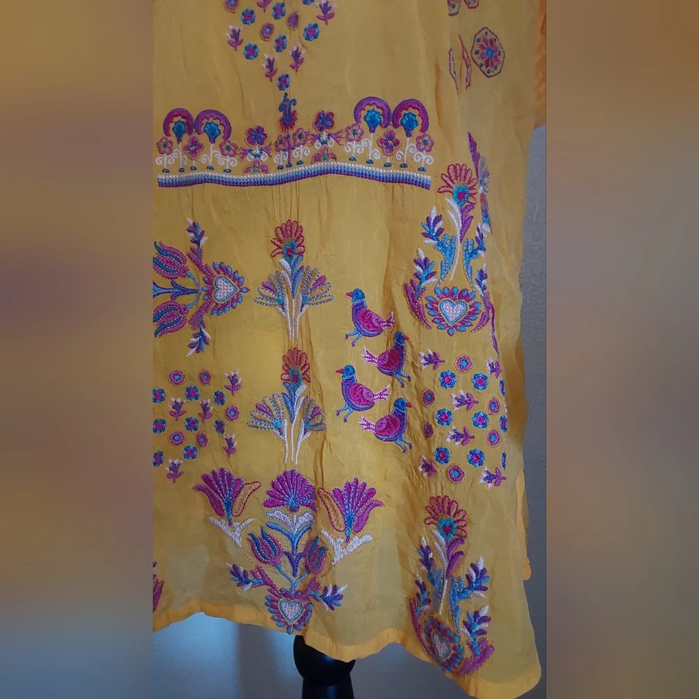 NEW JOHNNY WAS LAFARET Yellow Embroidered Blouse, Short Sleeve, size L - Picture 8 of 14